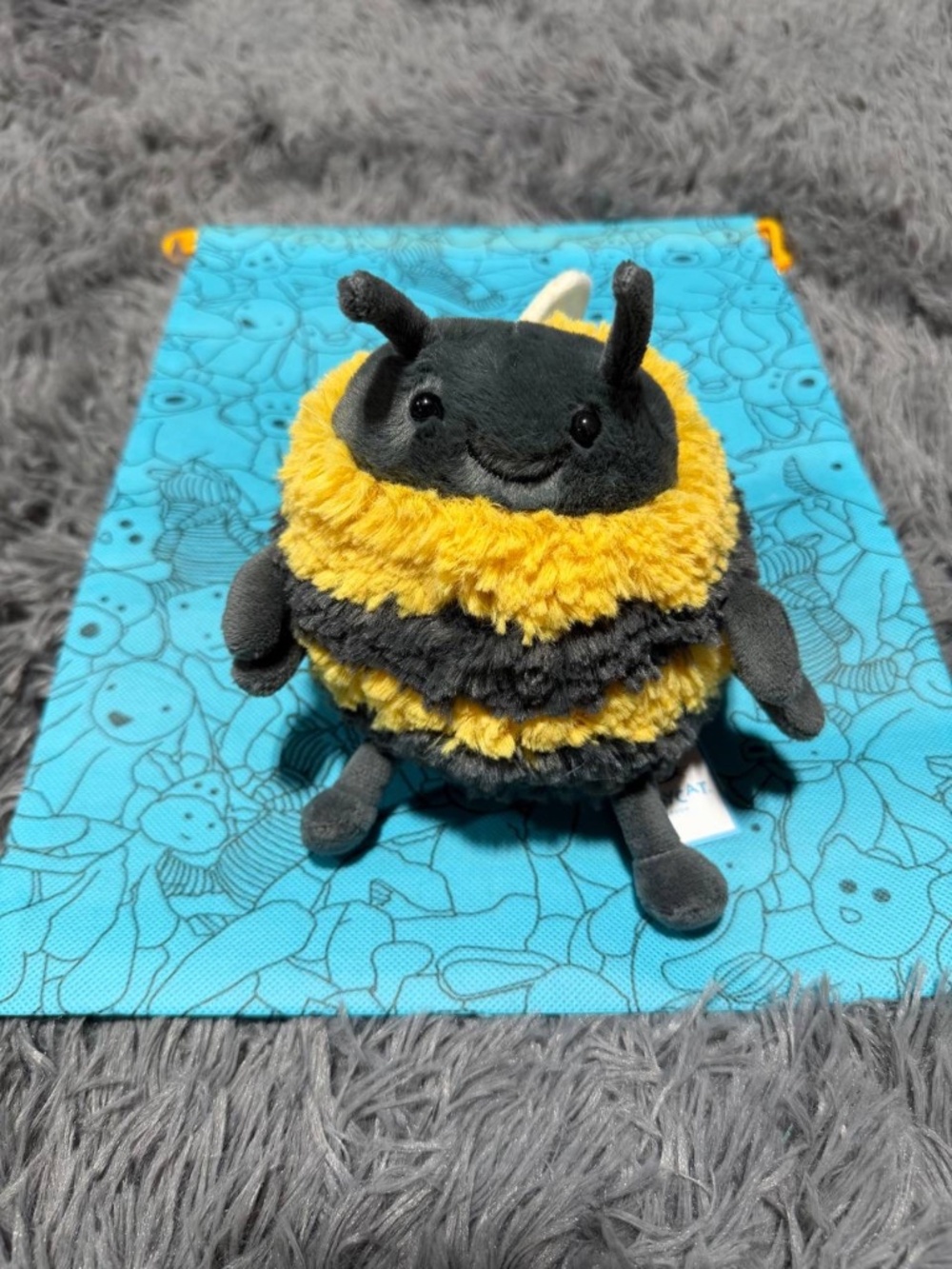 Albee Bee plush toy by Jellycat